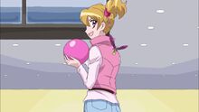 Love shows Setsuna how to play bowling