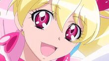 Smiling Cure Angel Peach