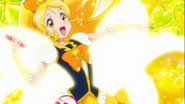 Cure Honey en el ataque "Big Bang de Felicidad Pretty Cure"