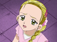 Hikari llora diciendo que no le permitirá hacer daño a Lulun.
