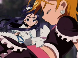 FwPC08 Girls argue while fighting