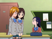 Nagisa y Yui le preguntan a Honoka un regalo para FujiP