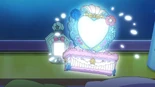 The Tropical Heart Dresser suddenly appears before Manatsu and Laura