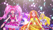 Las Suite Pretty Cure bailando en "Desde aquí y ahora"