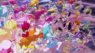 Las Pretty Cure son liberadas por las Luces Milagrosas