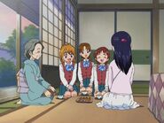 Nagisa, Shiho and Rina pay a visit to Honoka's house