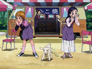 Nagisa, Honoka y Bell anunciando el menú