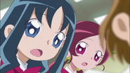 Tsubomi y Erika sorprendidas por la noticia