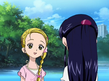 Honoka thanks Hikari for protecting her grandmother in episode 25