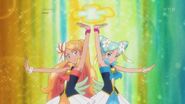 Las Aloha Pretty Cure lanzando su ataque
