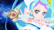 Mermaid Mode Elegant Ice con el Princess Rod.png (1,59 MB) Cure Mermaid sosteniendo su Vara Princesa con la Llave Vestir Hielo