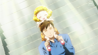 SmPC19-Young Yayoi on her dad's shoulders