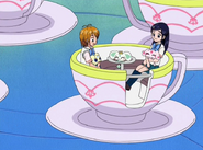 Nagisa, Honoka, Mepple, Mipple and Pollun riding in the teacups