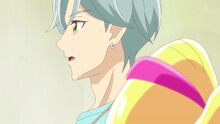 Kaito points out that Idol didn't interact with her fan