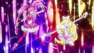 Las Pretty Cure con el Belltier Milagroso y el Belltier Fantástico separados