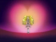 Shiny Luminosa terminando su presentación