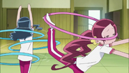 Tsubomi y Erika tambien usan el aro