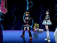 Las Pretty Cure y Luminosa frente a Viblis.