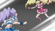 Cure Peach VS Cure Berry.