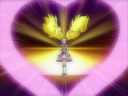 Un corazón rodea a Luminosa