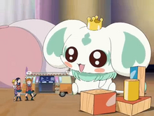 Pollun playing with the Takoyaki Shop in the Max Heart eyecatch