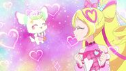 Idol baila con Purirun.