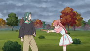 Mashiro junto a Battamonda en su forma humana