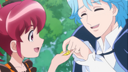 Megumi le da algunos dulces de miel para que se los de a ellos