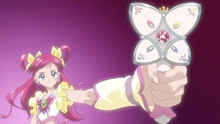 Cure Dream summons her Dream Torch