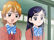 Nagisa y Honoka viendo a las nuevas alumnas