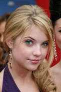 Ashley-benson11.jpg (36 KB)