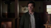 Pretty Little Liars S05E12 Ezra