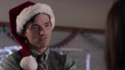 Pretty Little Liars S05E13 Ezra