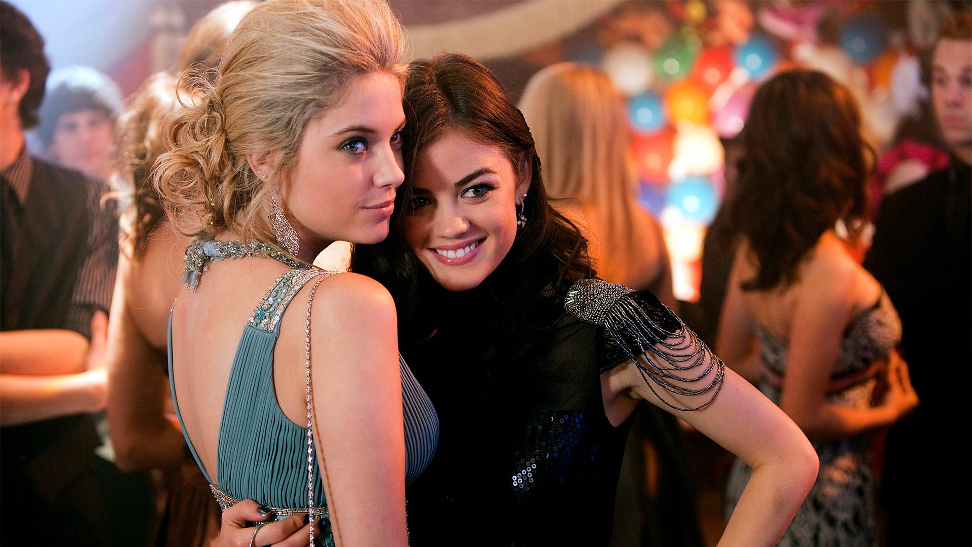 Pretty Little Liars': Relive the Most Insane Dollhouse Moments