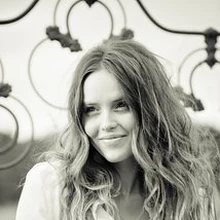 Rebecca Breeds Pretty Little Liars Wiki Fandom