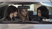 Emily S02E03 022.jpg