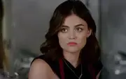 Aria helps Holden out.