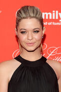 Sasha+Pieterse+Pretty+Little+Liars+Screening+UHah-Js4mOQl