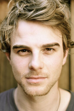 Nathaniel Buzolic, Wiki