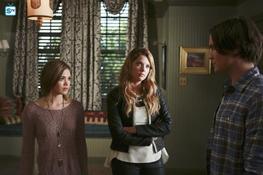 Ravenswood season 1 episode 1 online