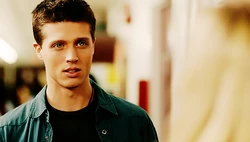 Brock Kelly Pretty Little Liars Wiki Fandom