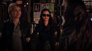 Pretty.Little.Liars.S07E05.1080p.HDTV.X264-DIMENSION 2160.jpg