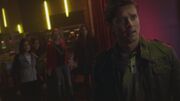 6x07 28.jpg