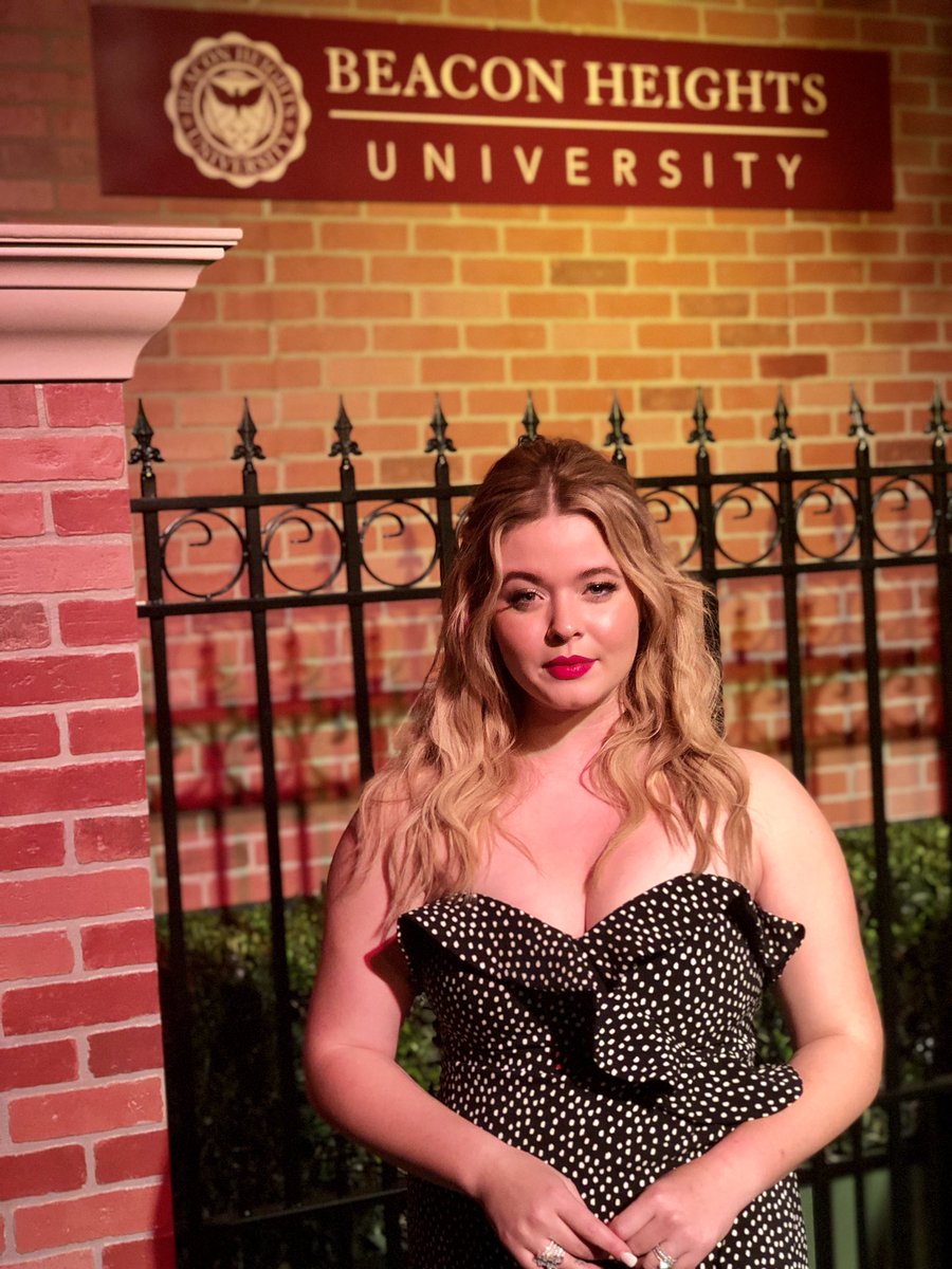 Sasha Pieterse, Pretty Little Liars Wiki