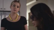 Hanna and Mona talk in Hanna's kitchen