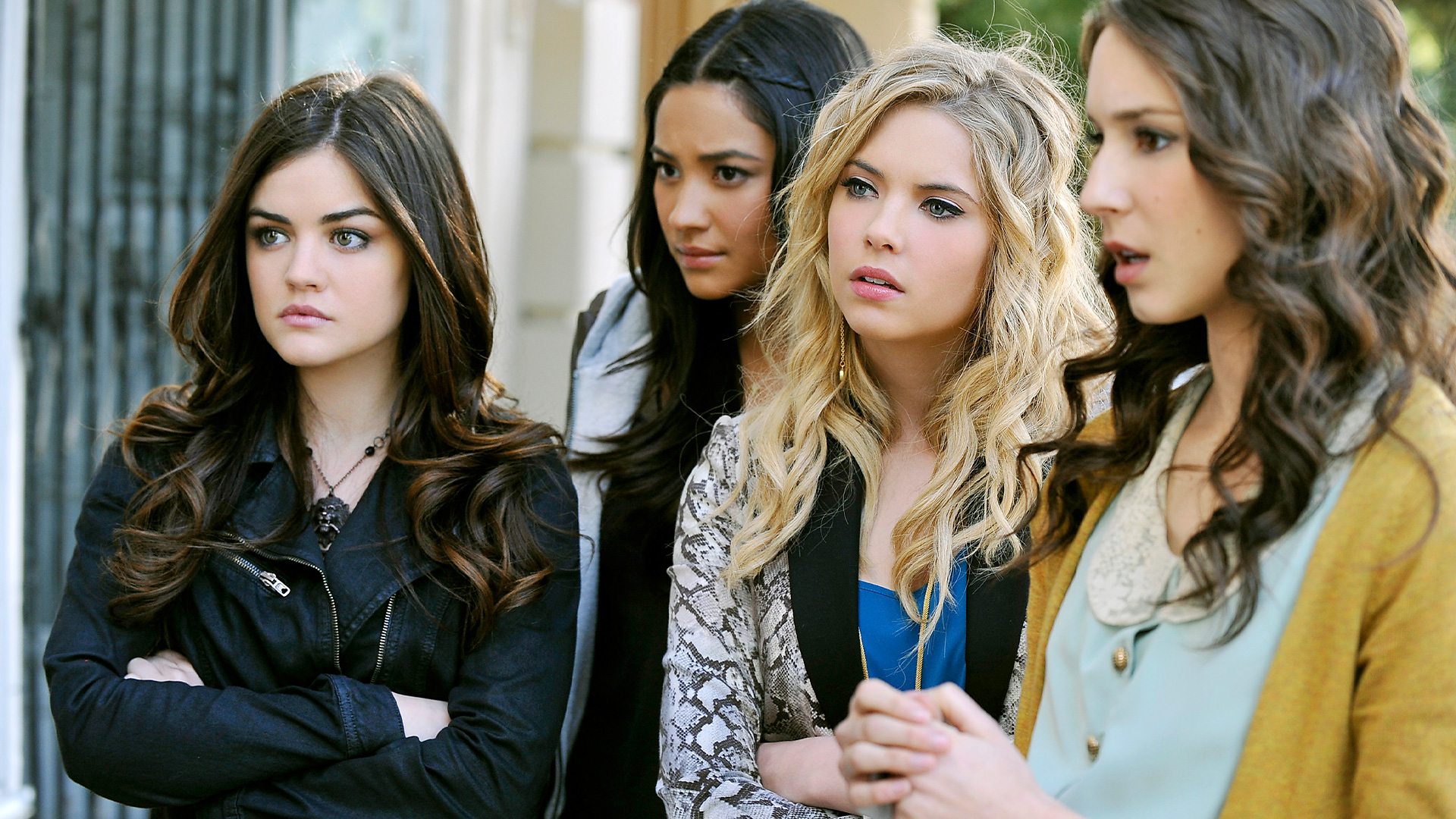 Pretty Little Liars': Relive the Most Insane Dollhouse Moments