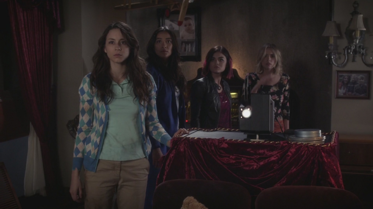 Who's In The Dollhouse On 'Pretty Little Liars'? Charles May Have