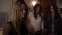 Pretty.Little.Liars.S05E08.720p.HDTV 2539