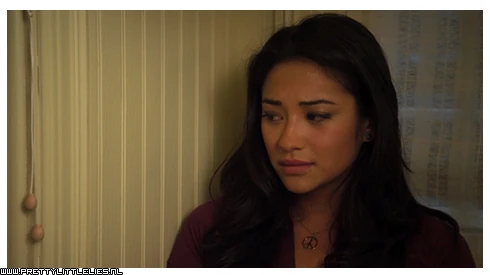Emily Fields | Pretty Little Liars wiki | Fandom