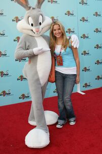 Ashley-benson-and-bugs-bunny